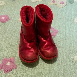 UGG Red Girls Metallic Shearling-Lined Boots